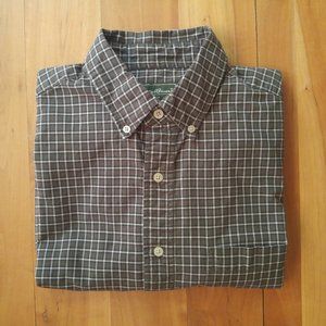 Eddie Bauer Men's Long-Sleeved Button-Down Shirt